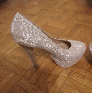 Bella Marie Champagne high heels
